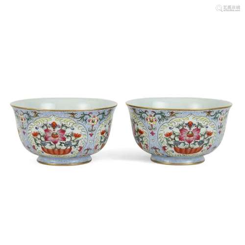 A PAIR OF FAMILLE-ROSE ‘POEMS' BOWLS