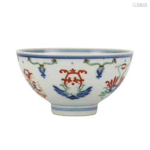 A FAMILLE-ROSE 'FLOWER' BOWL