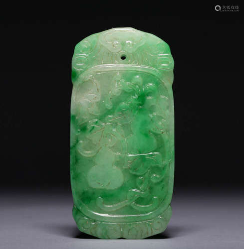 During the Qing Dynasty, jade with many sons and many blessi...