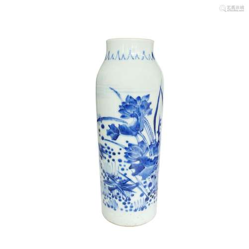 CHINESE PORCELAIN BLUE AND WHITE LOTUS AND FISH VASE