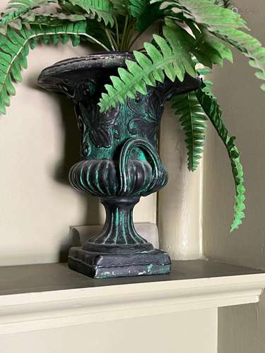 A bronze effect ceramic Italianate vase 25cm high