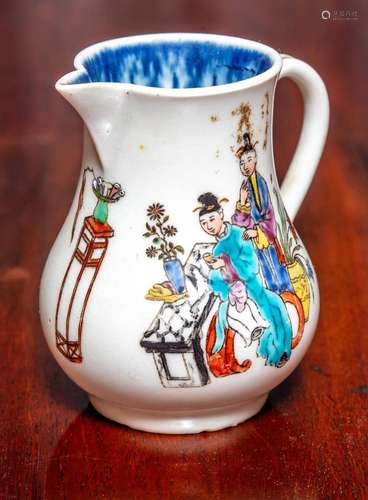 A Worcester Chinoiserie figure painted and underglaze blue p...