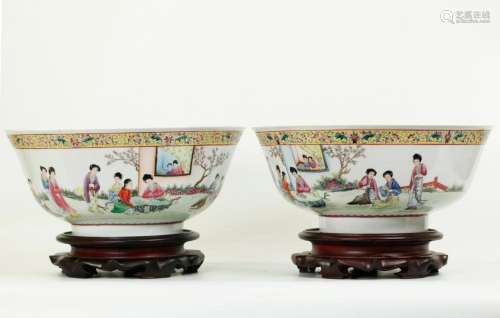Near-Pair Chinese Enameled Porcelain Bowls