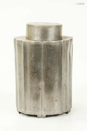 Chinese Pewter 5 Foliated Tea Caddy & Cover