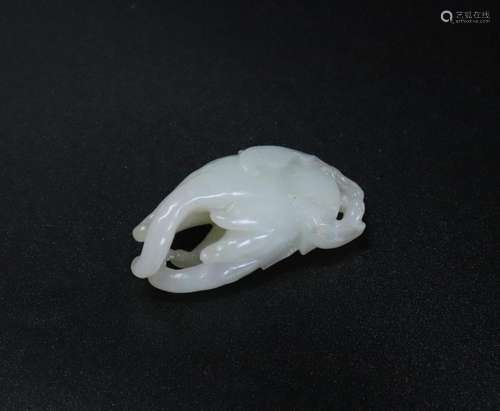 Chinese White Jade Buddha's Hand Citron Toggle