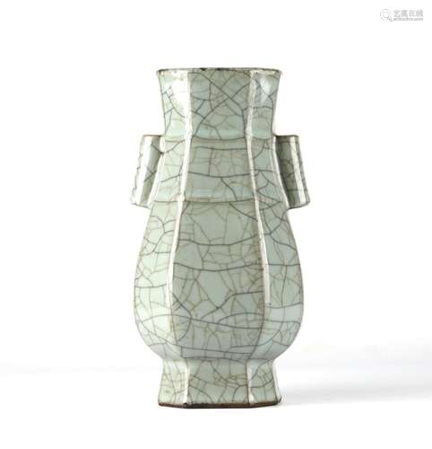 Chinese Celadon Crackle Vase