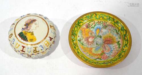 Two Pcs of Chinese Porcelains