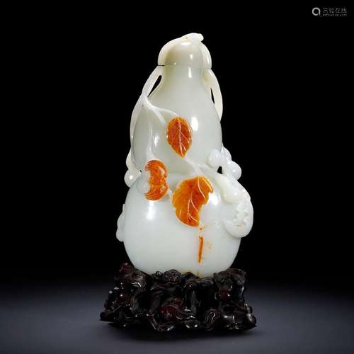 Hetian Jade Fulu Bandai Gourd Bottle