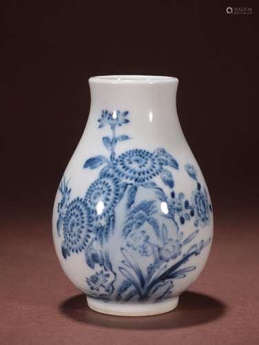 Wangbu Style Blue and White Travertine Flower Vase