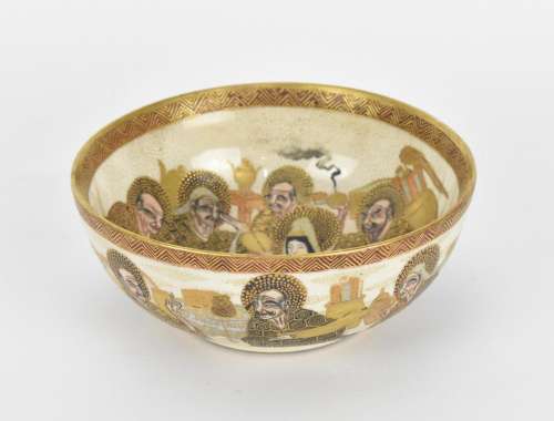 A Japanese Satsuma porcelain bowl, Meiji period (1864-1911),...