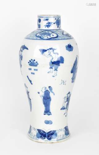 A Chinese Qing dynasty blue and white baluster vase, 19th ce...