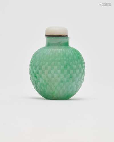 An apple-green jadeite 'woven basket' snuff bottle First hal...
