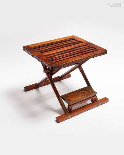 【Y】A huanghuali folding stool, mazha 19th/ 20th century