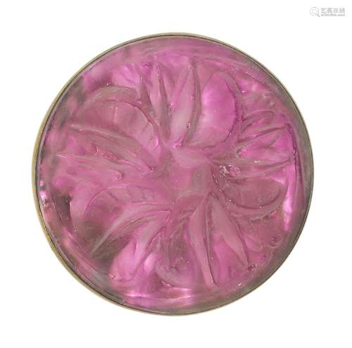 Lalique, broche ronde en verre sculpté sur paillon ros