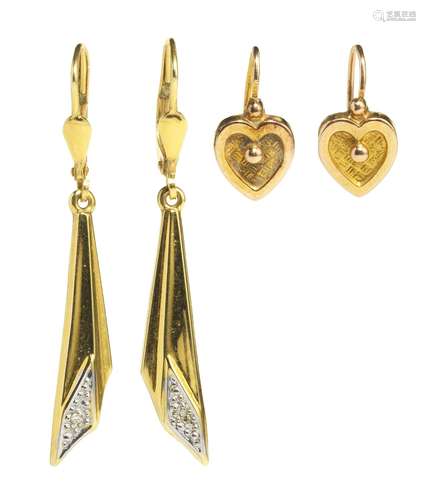 *Boucles d'oreilles stylisées deux ors terminées par