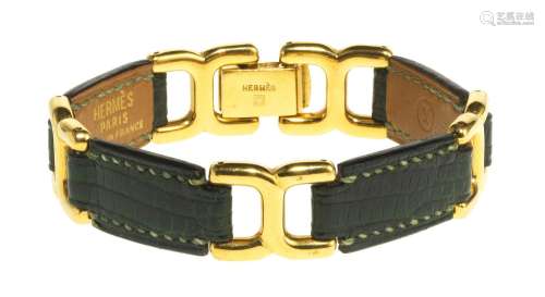 Hermès, bracelet composé de maillons en H stylisés <br />