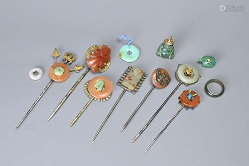 A COLLECTION OF CHINESE WHITE AND GILT-METAL HAIRPINS AND OT...