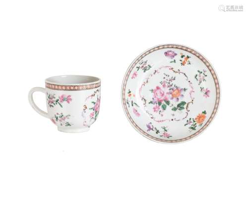 CHINE, ÉPOQUE QIANLONG (1736-1795)
Tasse et sous tasse