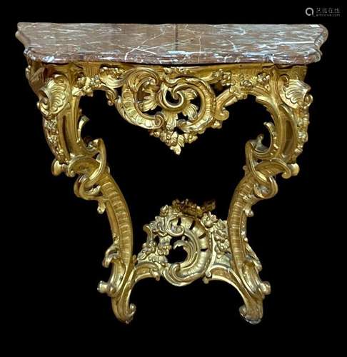 STYLE LOUIS XV, XIXe SIÈCLE
Console d'applique en bois