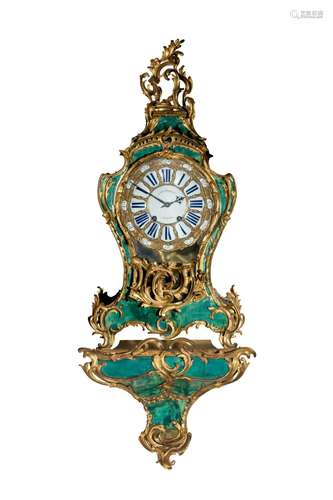 ÉPOQUE LOUIS XV
Cartel à poser et son cul-de-lampe en c