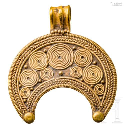 A fine Roman Lunula amulet, 1st - 3rd century