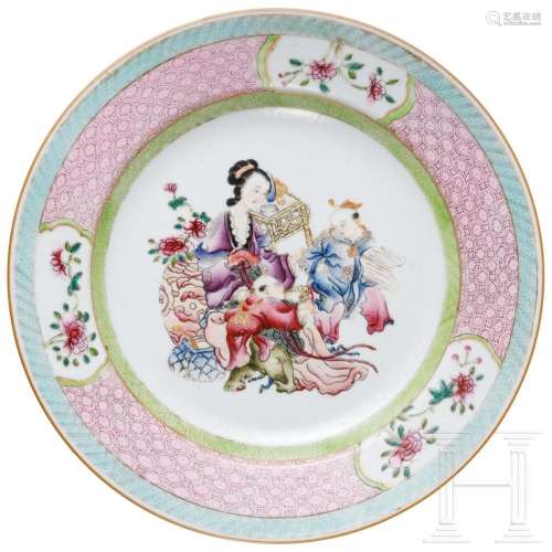 A Chinese export porcelain dish with depiction of a lady and...