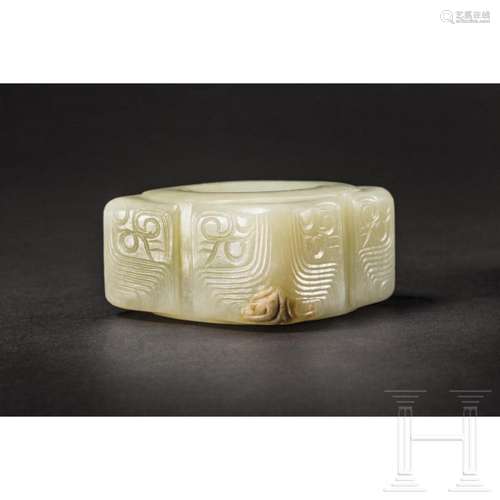 A Chinese jade kong, 20th century