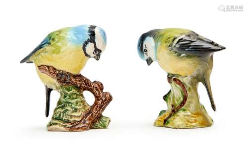 AN ASSORTMENT OF PORCELAIN BIRDS, BESWICK