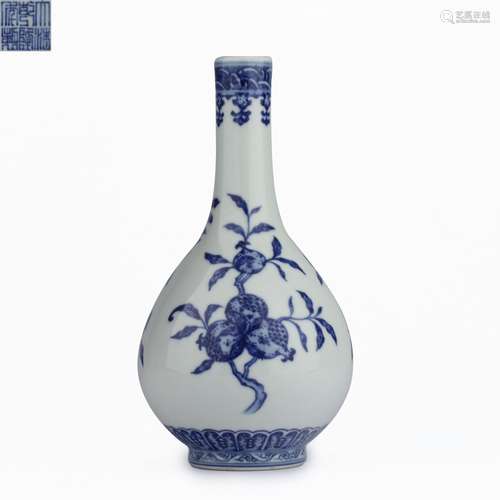 Qing Dynasty Qianlong inscriptions blue and white porcelain ...