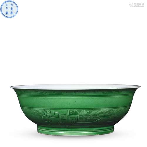 Fish roe bowl engraved with green glaze during Yongzheng Per...