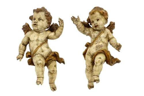 Paire de petites sculptures anciennes "Cupidon" en