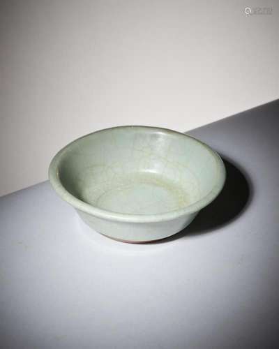 A Chinese \'longquan\' guan-type celadon washer