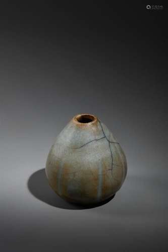 A small Chinese \'Junyao\' \'Lotus Bud\' water pot