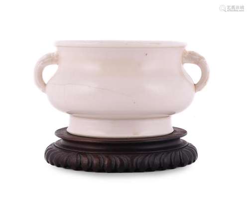 A Chinese Dehua censer