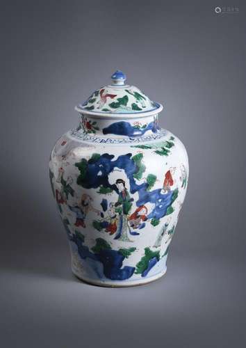 A Chinese wucai vase and cover