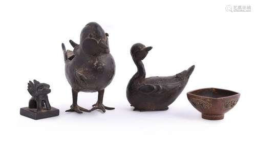 A Chinese bronze \'Mandarin Duck\' censer