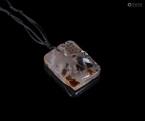 An attractive Chinese agate pendant