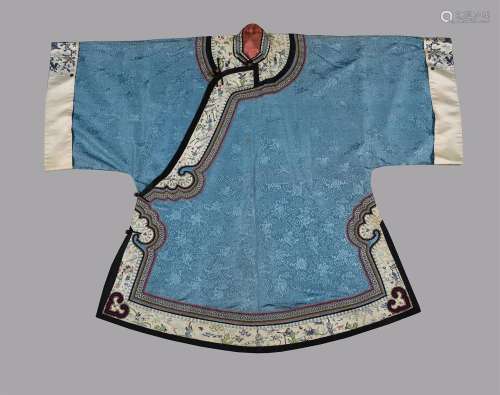 An informal Han Chinese women\'s robe