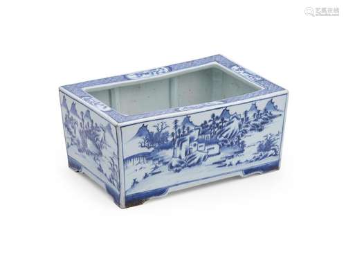 A Chinese blue and white rectangular jardinière