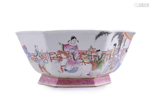 A Chinese famille rose hexagonal fruit bowl