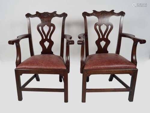 PAIR OF IRISH 18TH-CENTURY SIDE CHAIRS