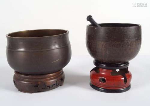 2 ANTIQUE TIBETAN BRONZE SINGING BOWLS