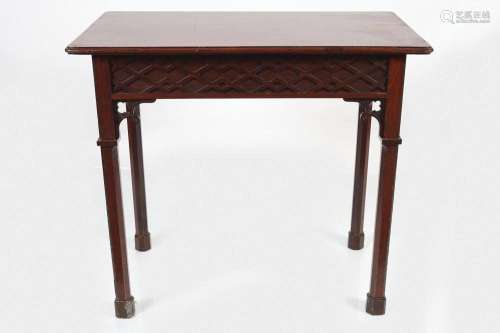 18TH-CENTURY MAHOGANY SIDE TABLE