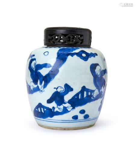 A CHINESE BLUE & WHITE JAR, KANGXI PERIOD (1662-1772)