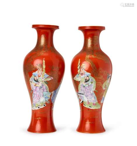 A PAIR OF CHINESE IRON RED FIGURAL VASES, REPUBLIC PERIOD
