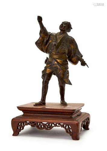 A JAPANESE BRONZE OKIMONO, MEIJI PERIOD (1868-1912)