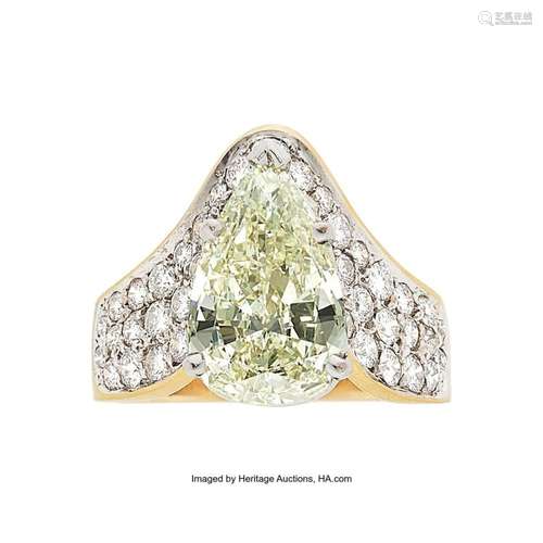 Diamond, Gold Ring Stones: Pear-shaped diamond weighing 2.86...