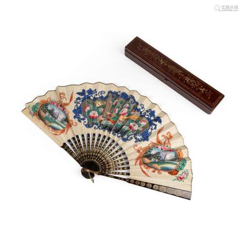 CANTON LACQUERED AND PAPER 'COIN' FAN QING DYNASTY, 19TH CEN...
