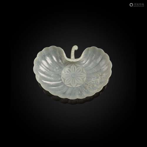 MUGHAL-STYLE PALE CELADON JADE SHELL-FORMED DISH QING DYNAST...