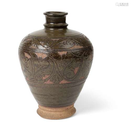 CIZHOU TEADUST-GLAZED SGRAFFIATO 'FLORAL' MEIPING VASE JIN T...